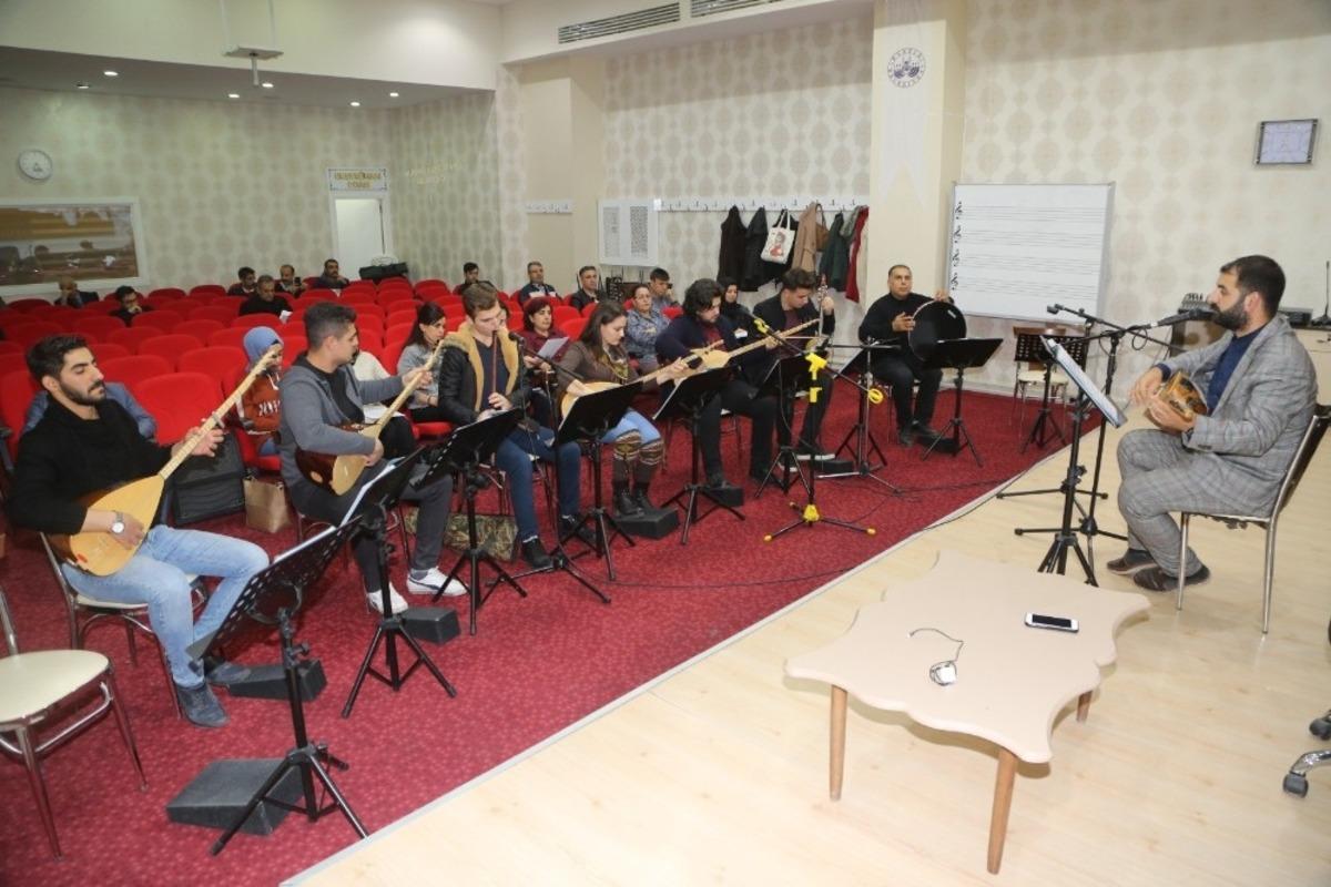Elazığ Belediyesi T&uuml;rk Halk M&uuml;ziği Korosu kuruldu