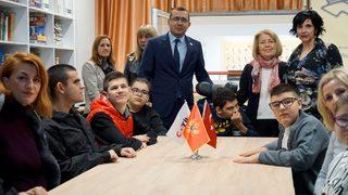 TİKA Karadağ'da engelli öğrenciler için kütüphane açtı