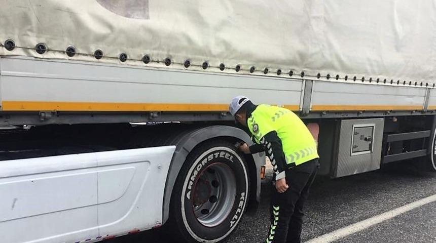 Kış lastiği takmayana 625 lira para cezası