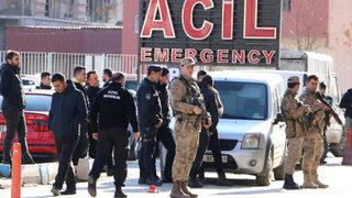 Hakkari'den acı haber! Silah kazasında yaralanan asker şehit oldu