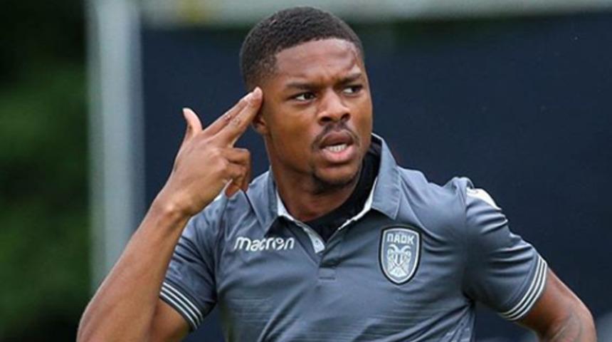 Fenerbahçe ve Galatasaray, Chuba Akpom için karşı karşıya