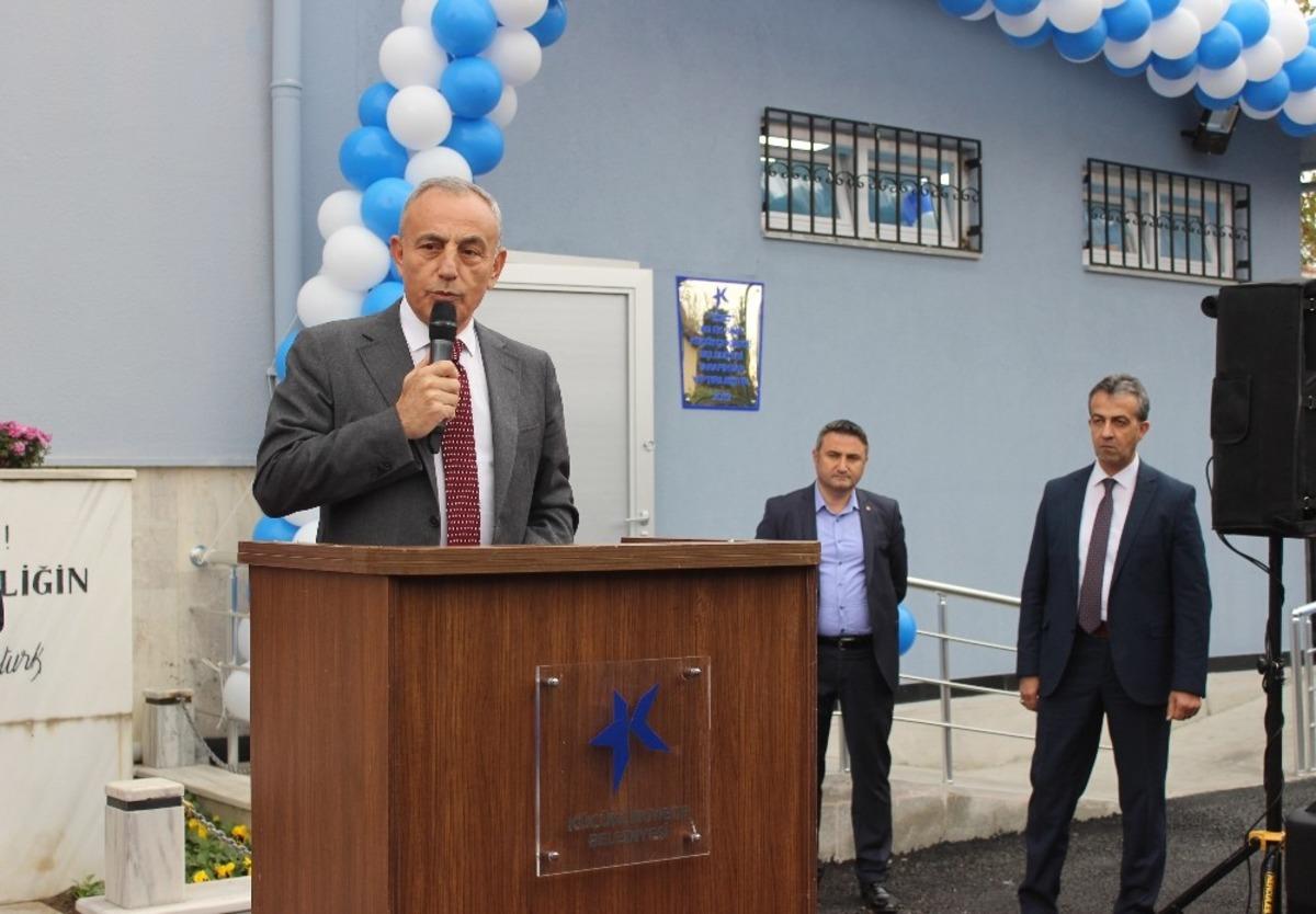 K&uuml;&ccedil;&uuml;k&ccedil;ekmece&rsquo;deki engelli &ccedil;ocuklara &ouml;zel spor salonu