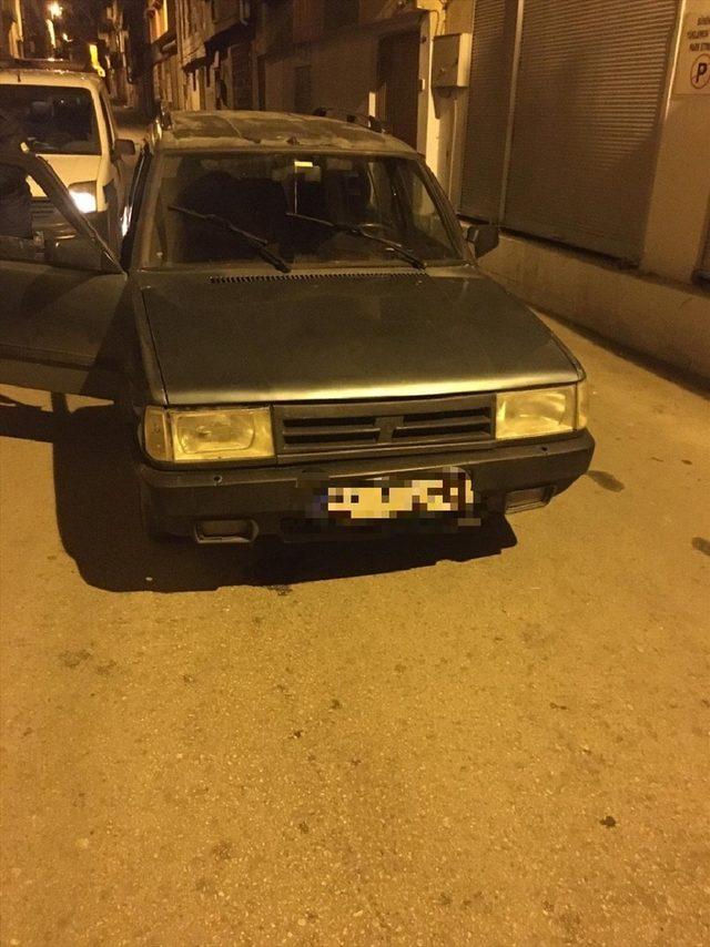 Gaziantep'te 3 şüpheli çaldıkları otomobille suçüstü yakalandı