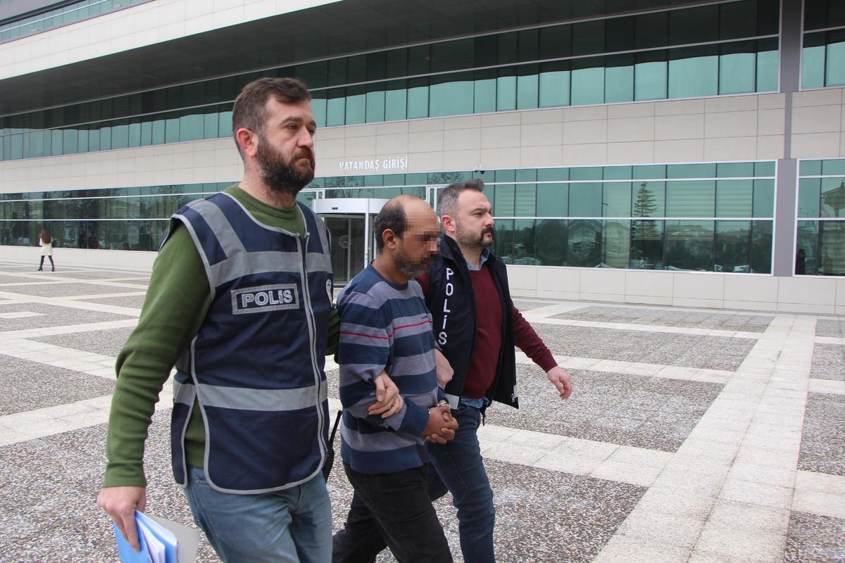 Eşini 32 bı&ccedil;ak darbesiyle &ouml;ld&uuml;rd&uuml;, 'Hayvan değiliz' dedi
