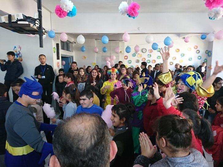 Salihlili Beşiktaşlılardan engellileri mutlu eden etkinlik G1