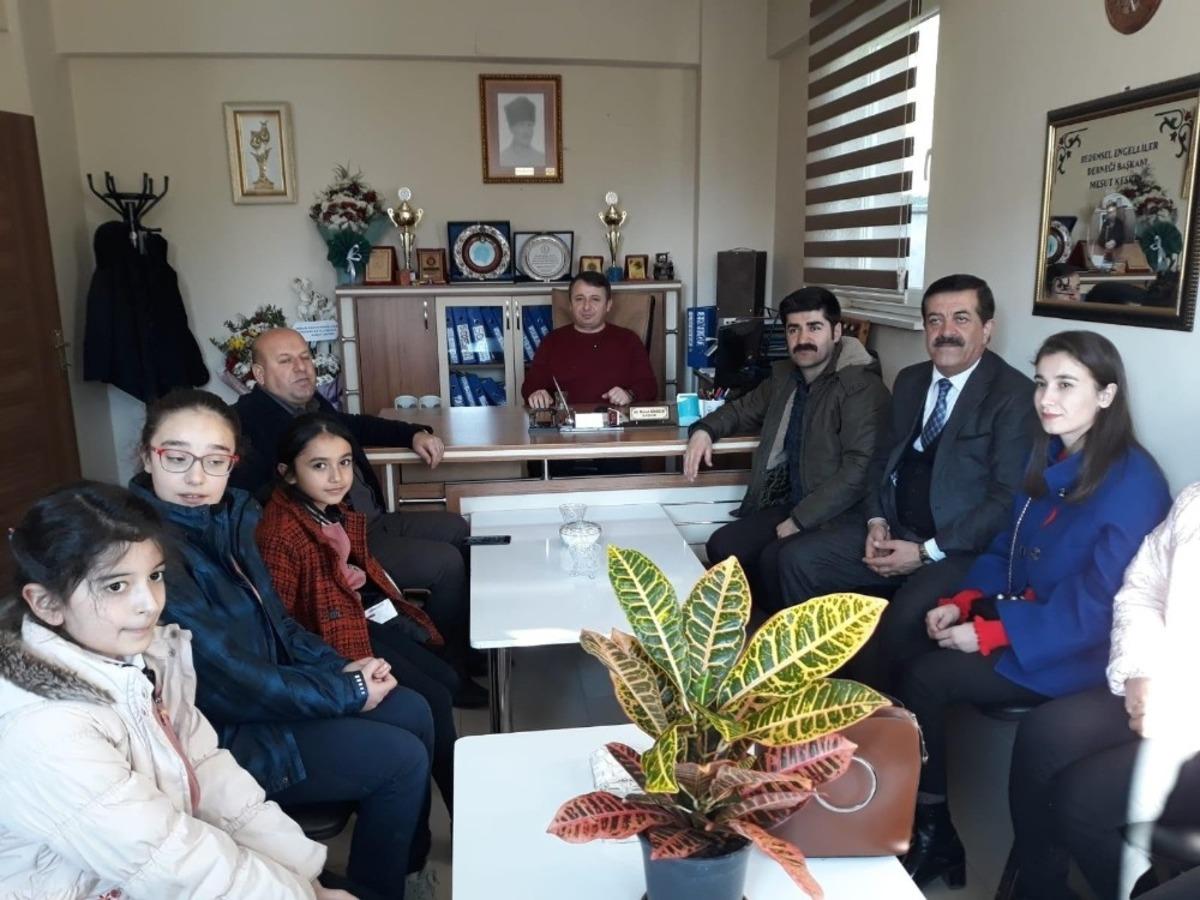 Başkan Er&rsquo;den engellilere ziyaret