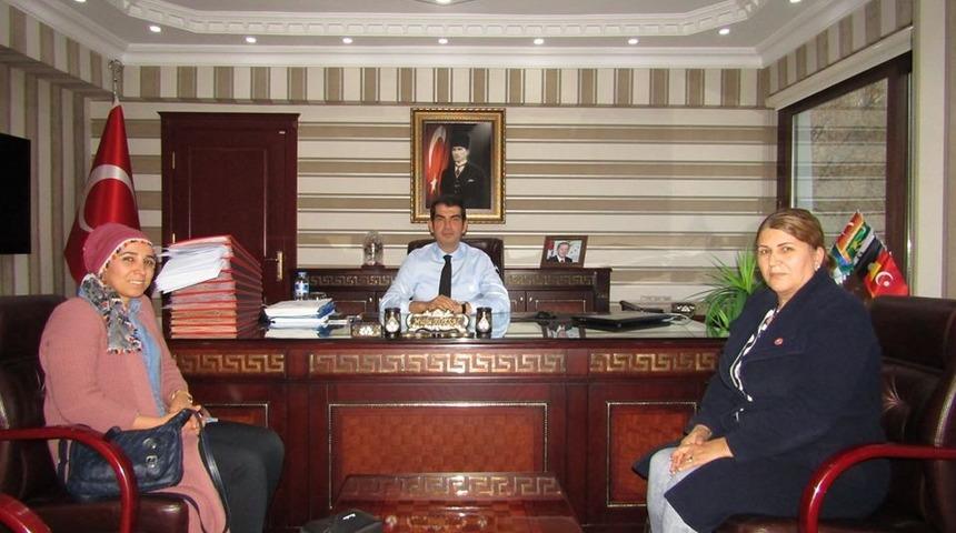 MHP&rsquo;li Başkan Asiye Bulundu, Kaymakam K&ouml;ksal&rsquo;ı ziyaret etti