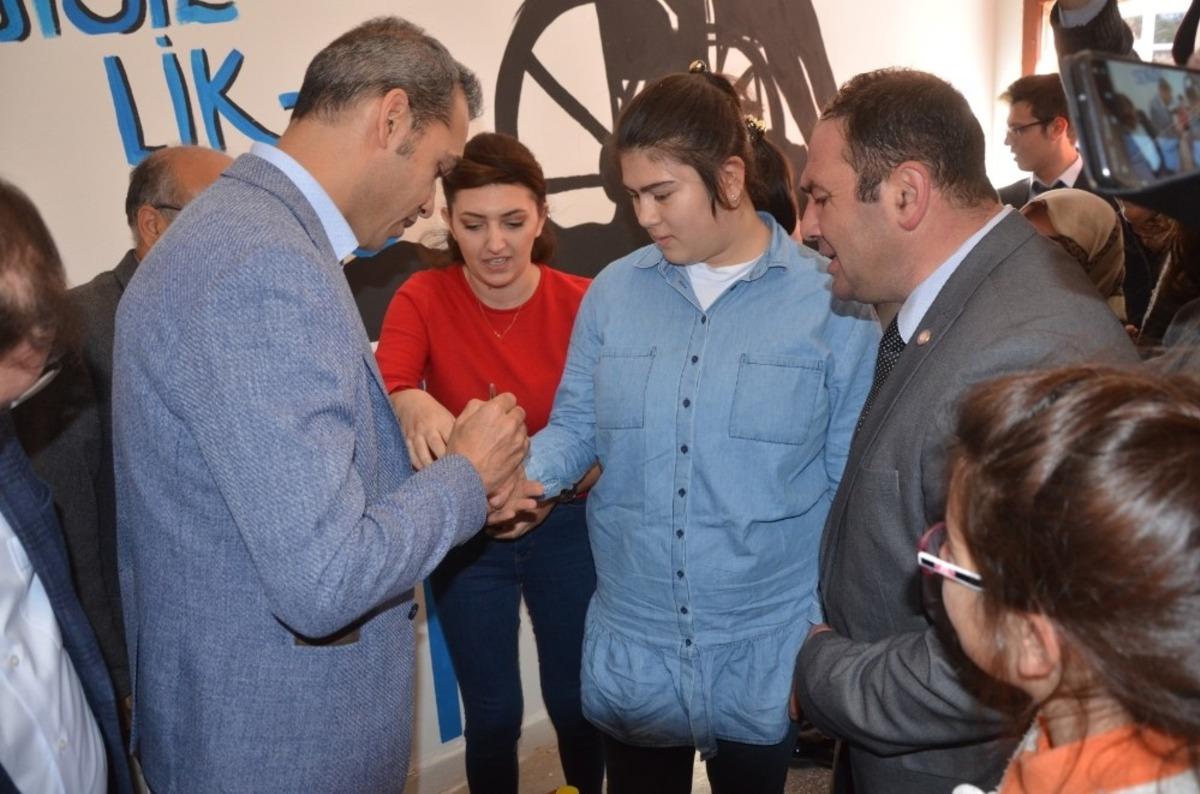 Emet Sakatlar Derneği farkındalık etkinliği d&uuml;zenledi