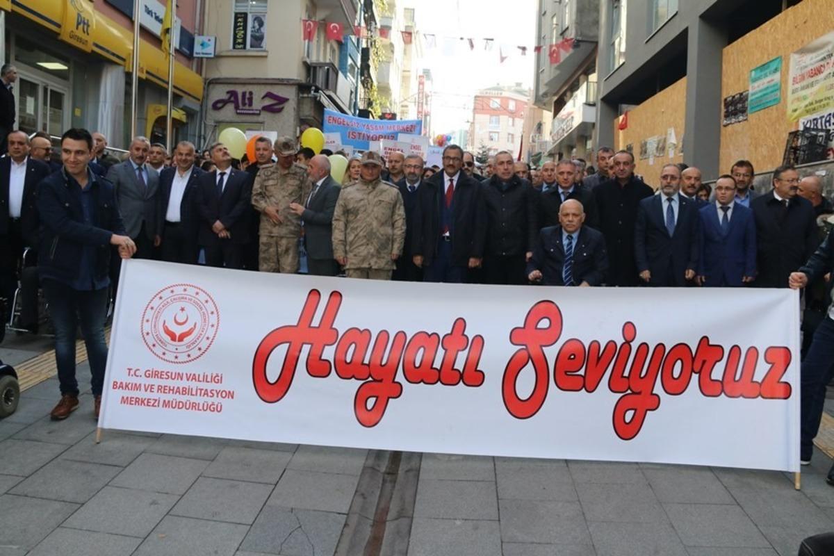 Engelliler G&uuml;n&uuml; etkinlikleri