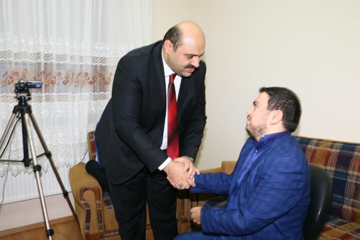 Engelli kardeşlerin hayata tutunma &ccedil;abası