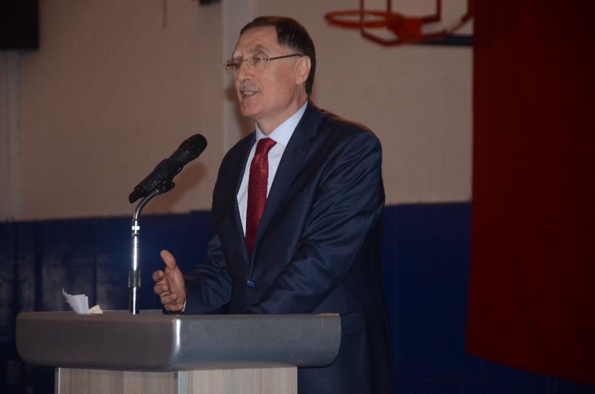 Kamu Başdenet&ccedil;isi Malko&ccedil;, &uuml;niversite &ouml;ğrencilerine seslendi