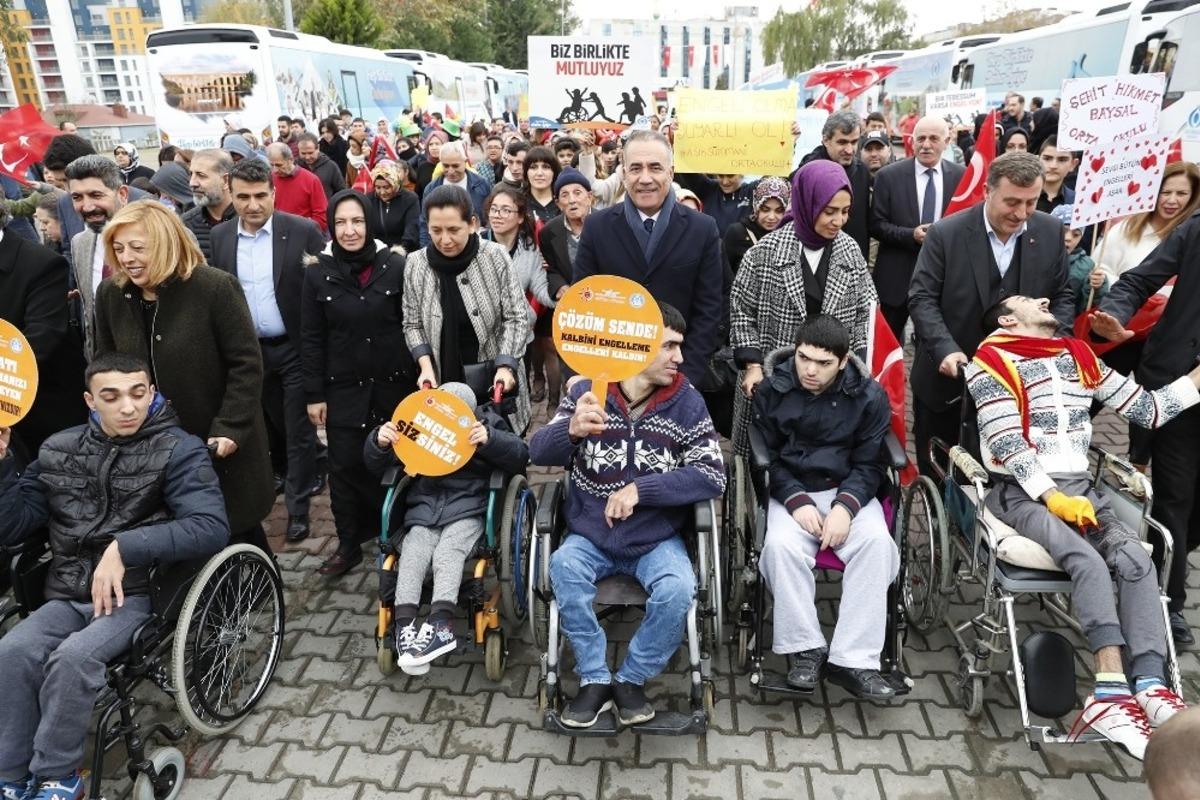 AK Parti İl Başkanı Şenocak: &ldquo;Bizim iktidarımız d&ouml;neminde yaklaşık 25 kat daha fazla sosyal yardım desteğimiz olmuştur&rdquo;