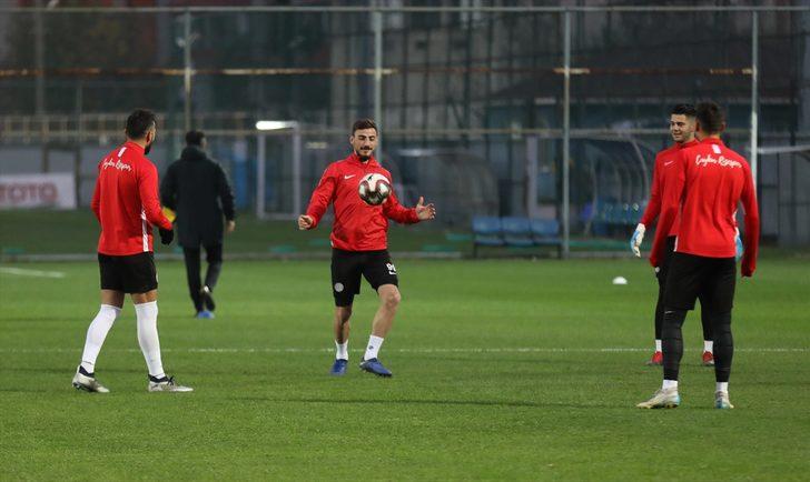 Çaykur Rizesporlu Umar, formunu korumak istiyor G3