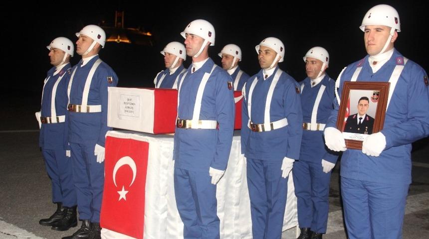 Şehit Uzman &Ccedil;avuş Recep &Ouml;zmen&rsquo;in naaşı memleketine g&ouml;nderildi