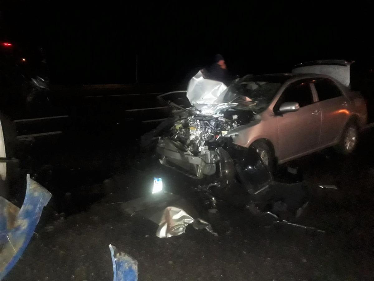 Van'da otomobil ile trakt&ouml;r &ccedil;arpıştı: 6 yaralı