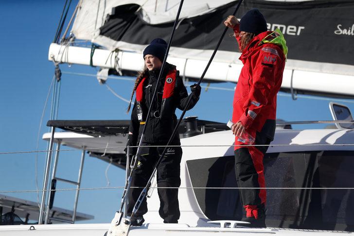 İsveçli aktivist Greta Thunberg 3 haftada okyanusu geçerek Lizbon'a ulaştı G4