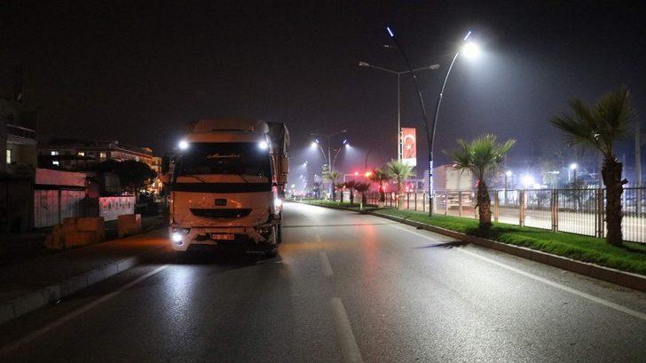 Manisa’da TIR ile otomobil çarpıştı: 2 yaralı G3