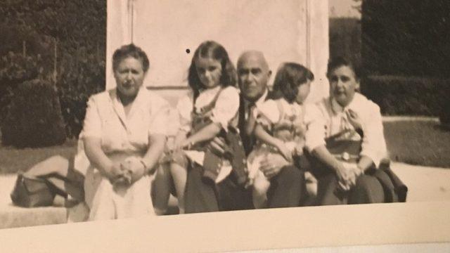 Sertel ailesi 1955 yılında Viyana'da
