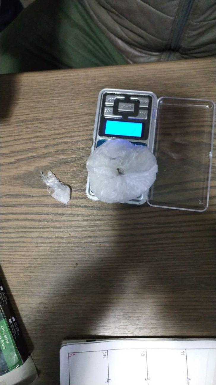 İnfaz koruma memuru uyuşturucu ile yakalandı G3