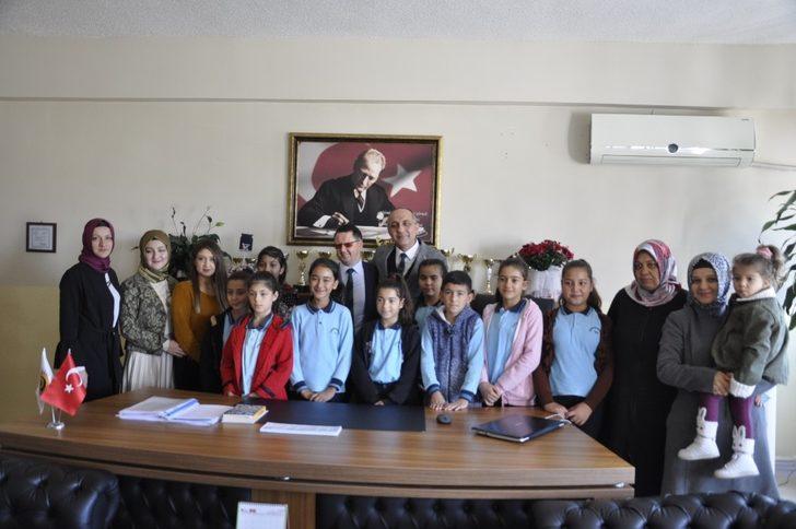 Engelli öğretmen ile öğrenci hayat hikayelerini paylaştı G4