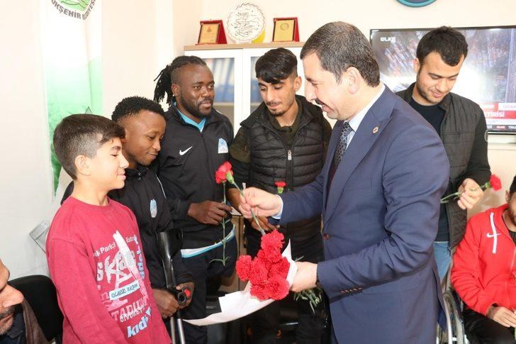 Başkan Baydilli engelli vatandaşları unutmadı G4