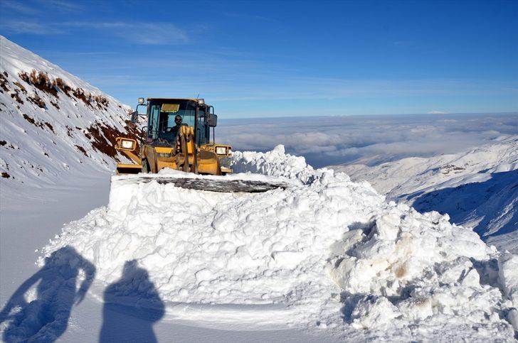 Van ve Muş'ta kardan kapanan 45 yol ulaşıma açıldı G5