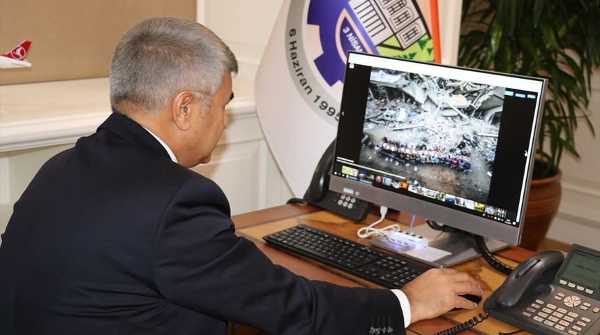 Vali G&uuml;rel, AA'nın "Yılın Fotoğrafları" oylamasına katıldı