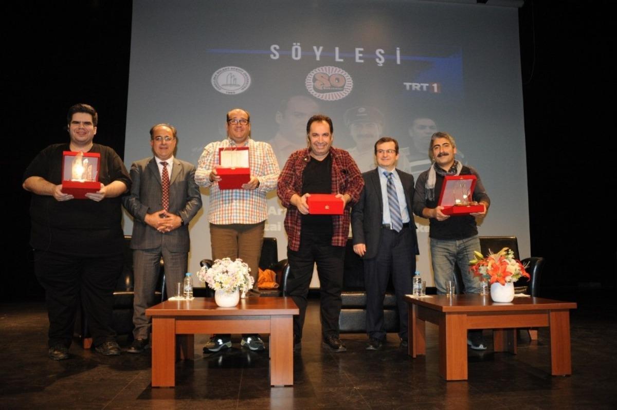 &ldquo;80&rsquo;ler dizisi oyuncuları BE&Uuml;&rsquo;de