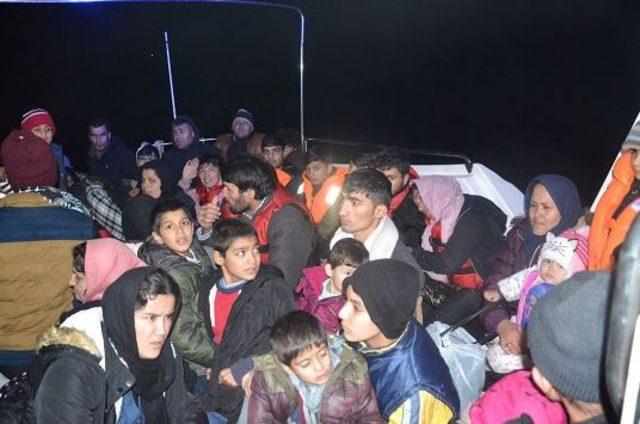 Dikili'de 47 göçmen ile 1 organizatör yakalandı