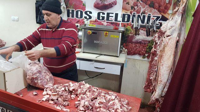 Siirt'te kasapların 'kavurma' mesaisi