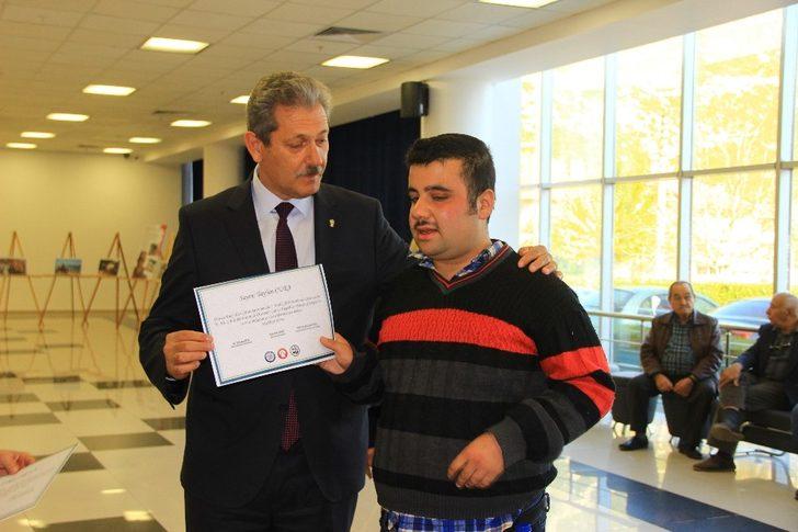 Görme engellilerden ‘6. His’ fotoğraf sergisi G2