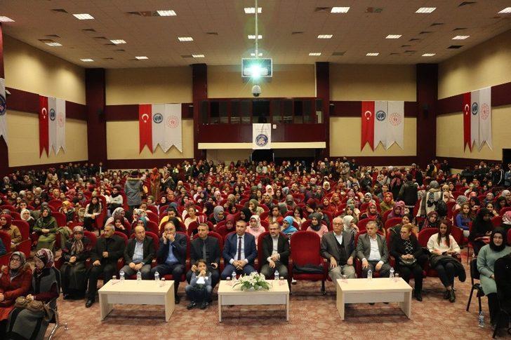 Karaman’da ‘Kariyer planlaması’ konferansı G2