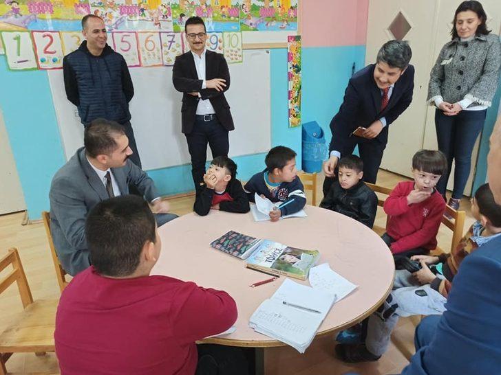 Kaymakam Akça’dan özel eğitim öğrencilerine ziyaret G3
