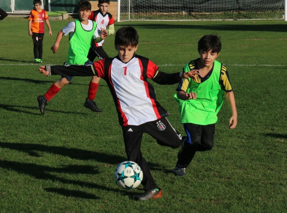 Okullar Ligi 6. sezonu başladı