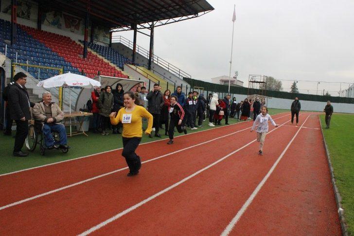 Atletizm yarışının kaybedeni yok G3