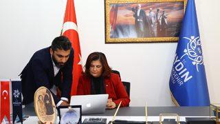 Aydın Büyükşehir Belediye Başkanı Çerçioğlu, AA'nın Yılın Fotoğrafları oylamasına katıldı