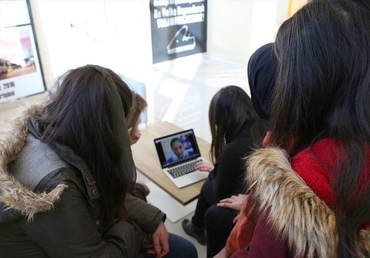 ASÜ İletişim Fakültesi öğrencileri AA'nın "Yılın Fotoğrafları" oylamasına katıldı G2
