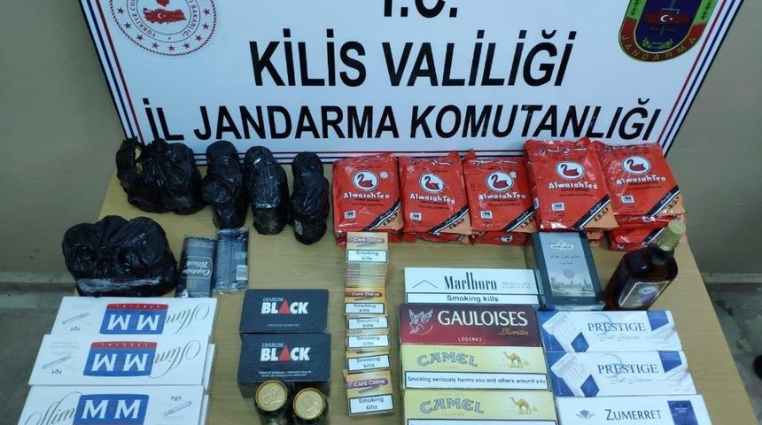 Jandarma ka&ccedil;ak&ccedil;ılara ge&ccedil;it vermiyor