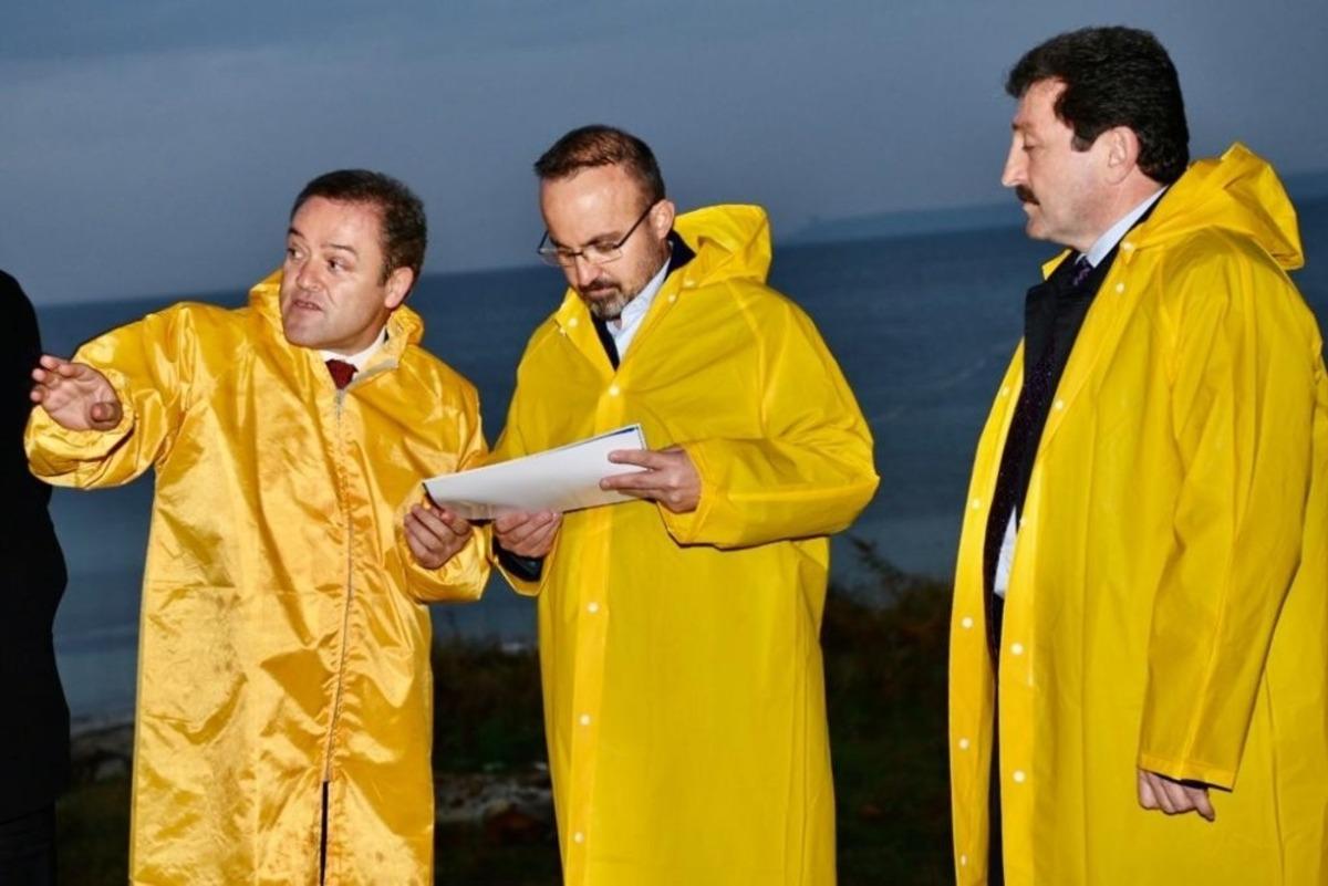 B&uuml;lent Turan&rsquo;dan Gen&ccedil;lik Merkezi&rsquo;ne ziyaret