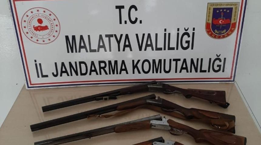 Ruhsatsız 4 Av T&uuml;feği ele ge&ccedil;irildi