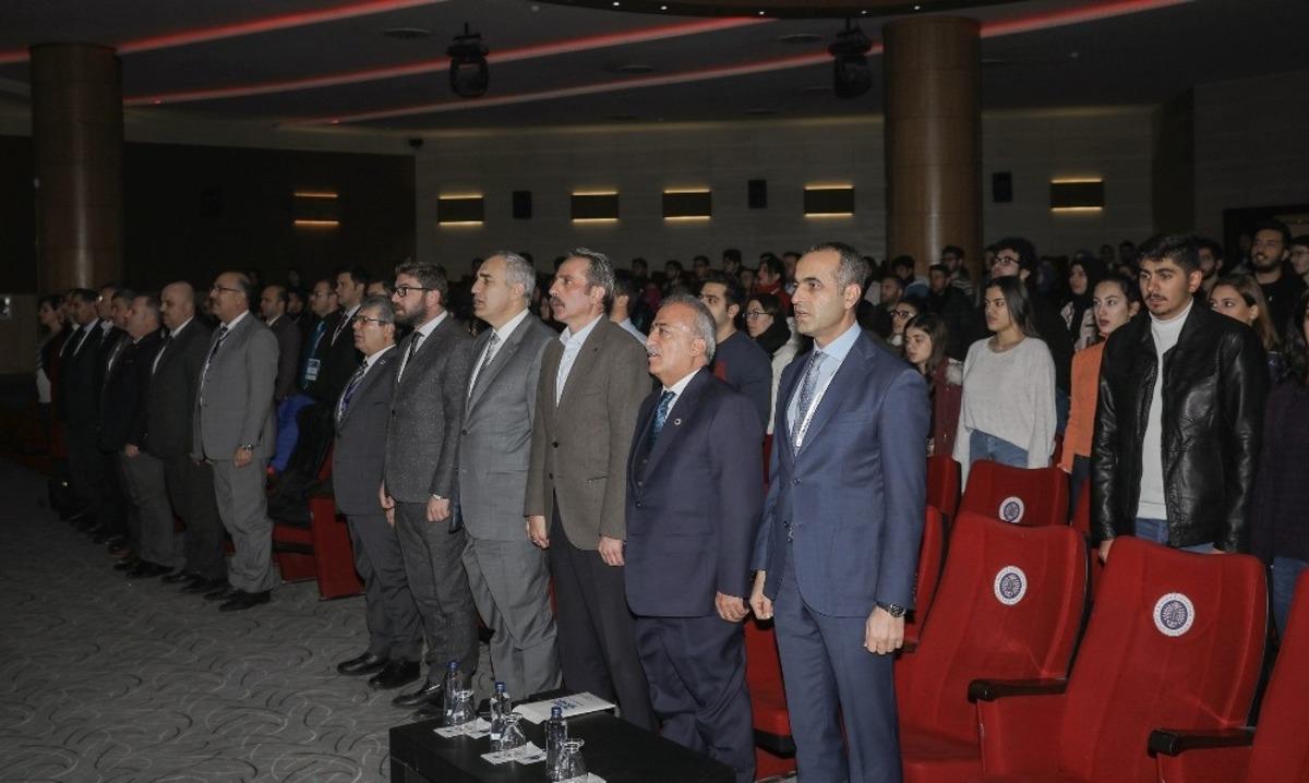 17 Farklı &Uuml;niversiteden 173 Katılımcı ATAVET&rsquo;te buluştu