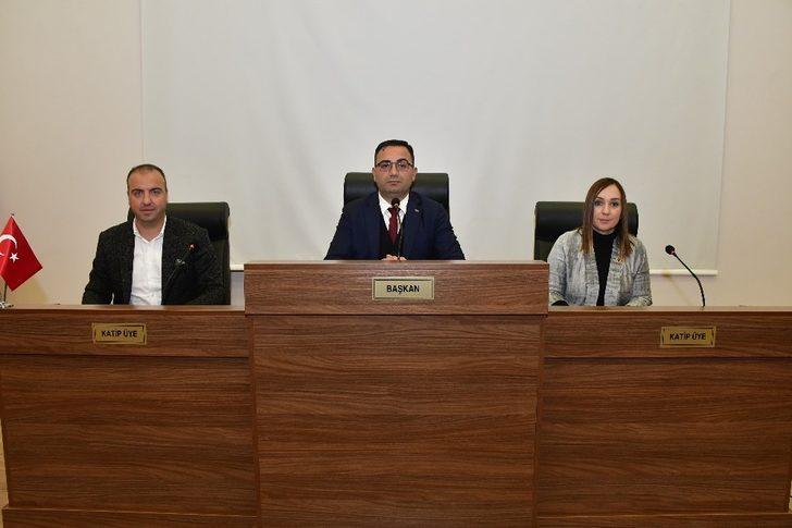 Biga Belediye Meclisi toplantısına gençler damga vurdu G2