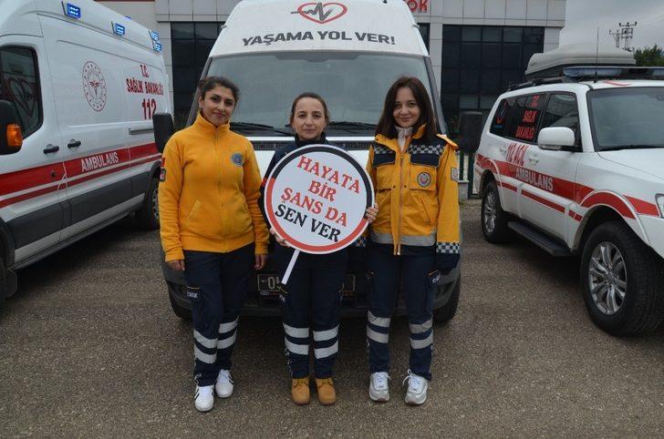 Polisler durdurdu, sağlıkçılar bilgilendirdi G4