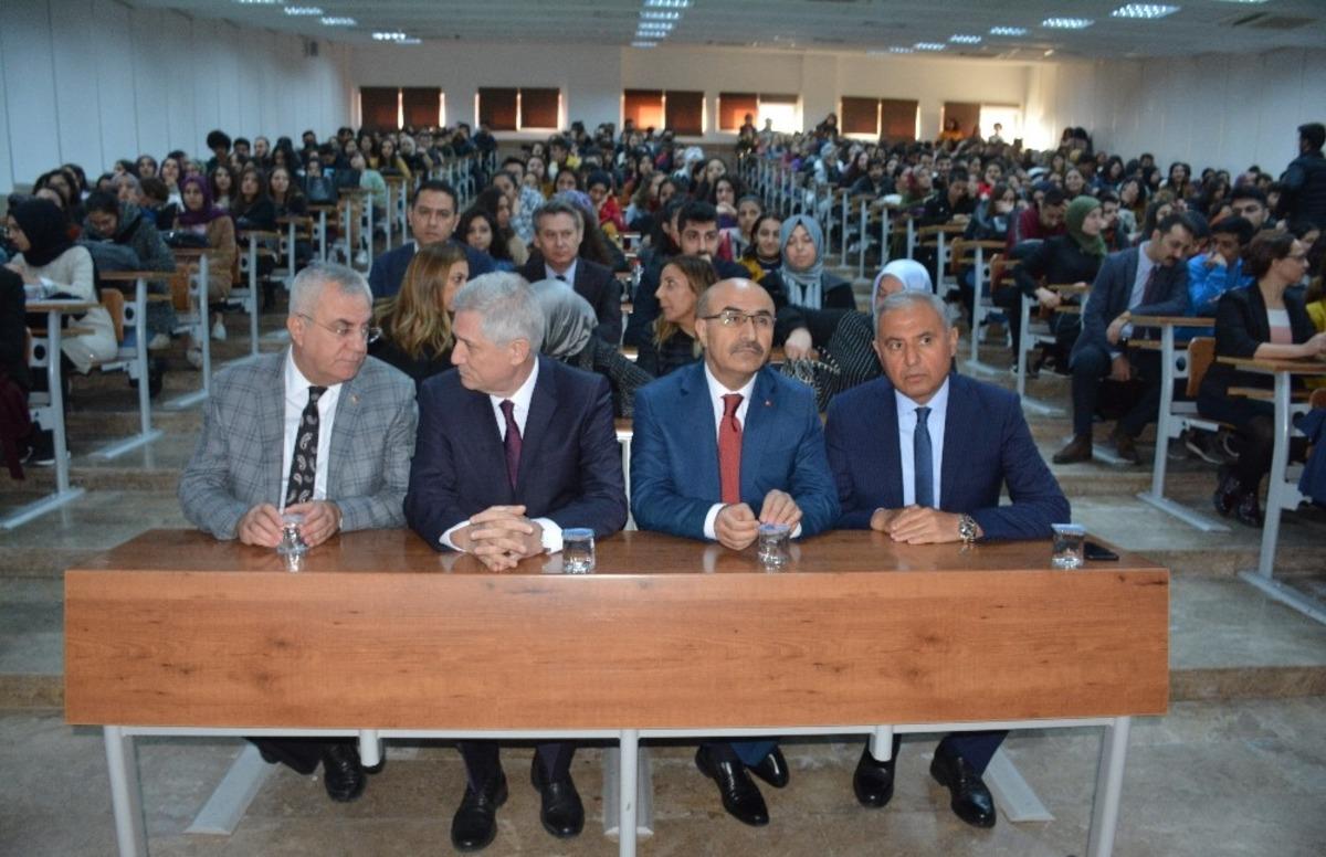 Abdi S&uuml;tc&uuml; &ouml;l&uuml;m&uuml;n&uuml;n 27. yılında anıldı