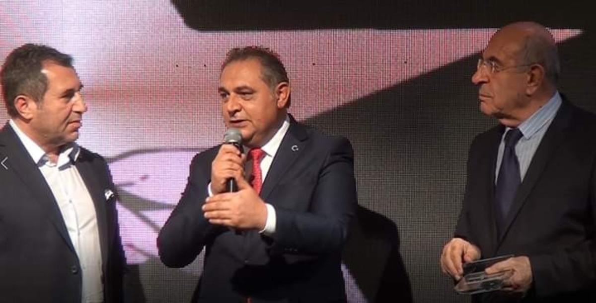 &Ccedil;ift&ccedil;i, Sivas&rsquo;ın en iyi belediye başkanı se&ccedil;ildi