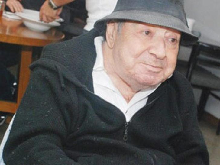 Anneye otomobil Ece'ye ayakkabı G2