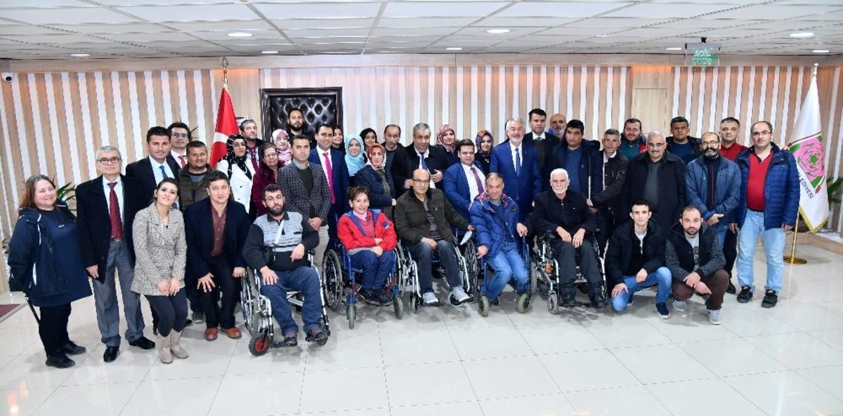 Başkan Başdeğirmen: &ldquo;365 g&uuml;n&uuml;m&uuml;z sizlerle beraber&rdquo;