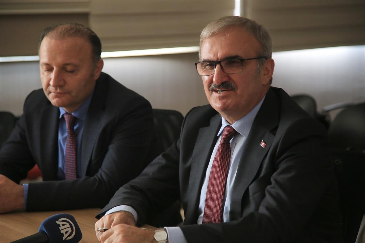 &Ccedil;ift kol nakli yapılan Yusuf ayağa kalktı