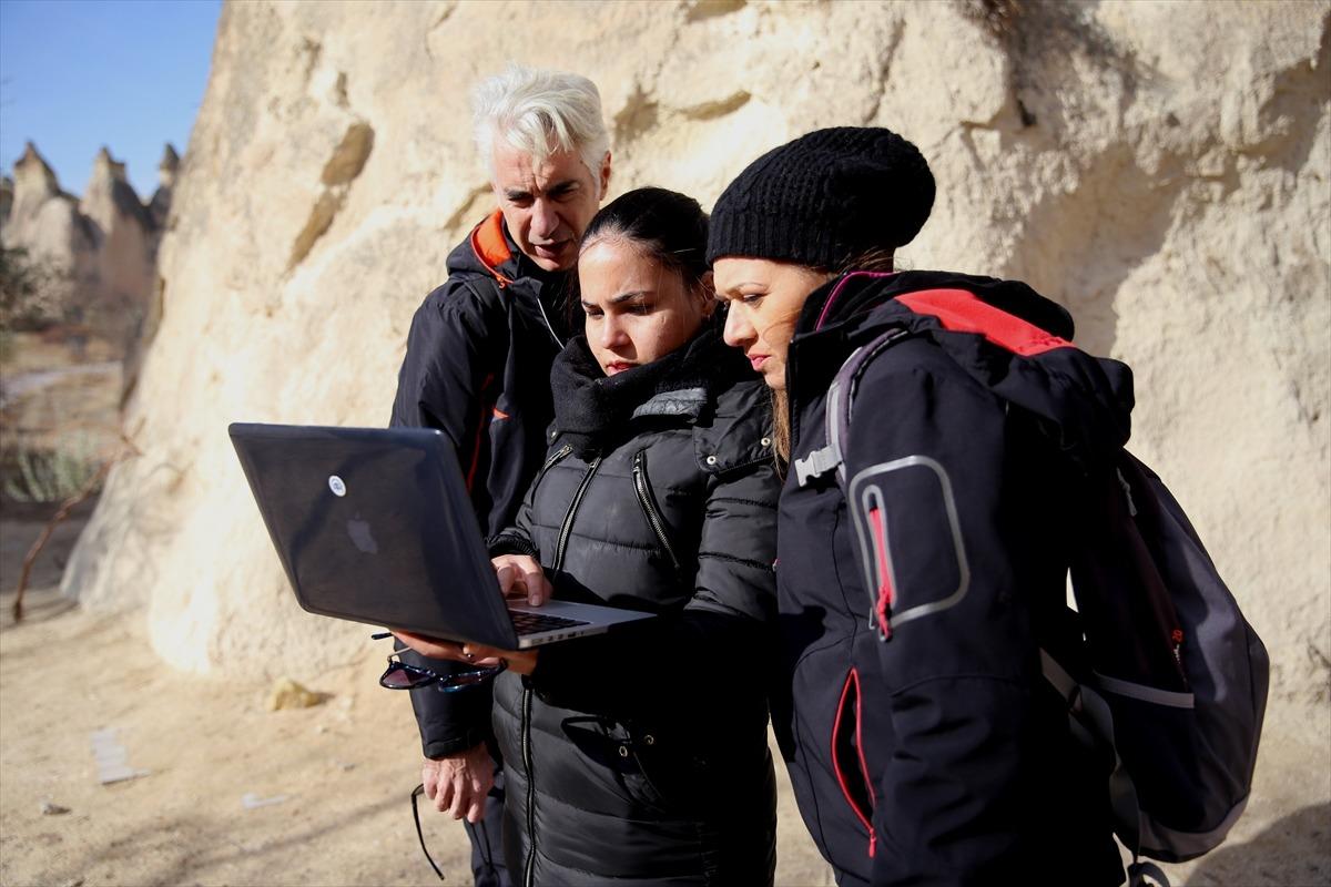 Yabancı turistler AA'nın 'Yılın Fotoğrafları' oylamasına katıldı