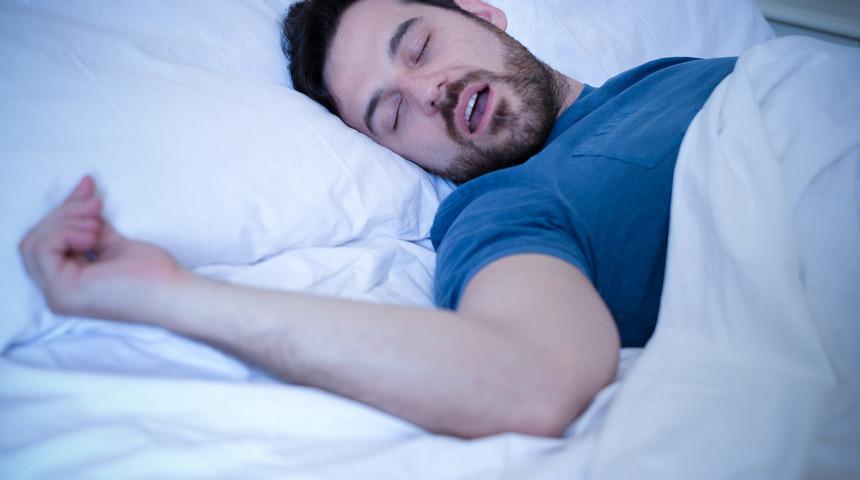 Uyku apnesi nedir? Uyku apnesi belirtileri nelerdir? Uyku apnesi neden olur? Uyku apnesi tedavisi nasıl olur?